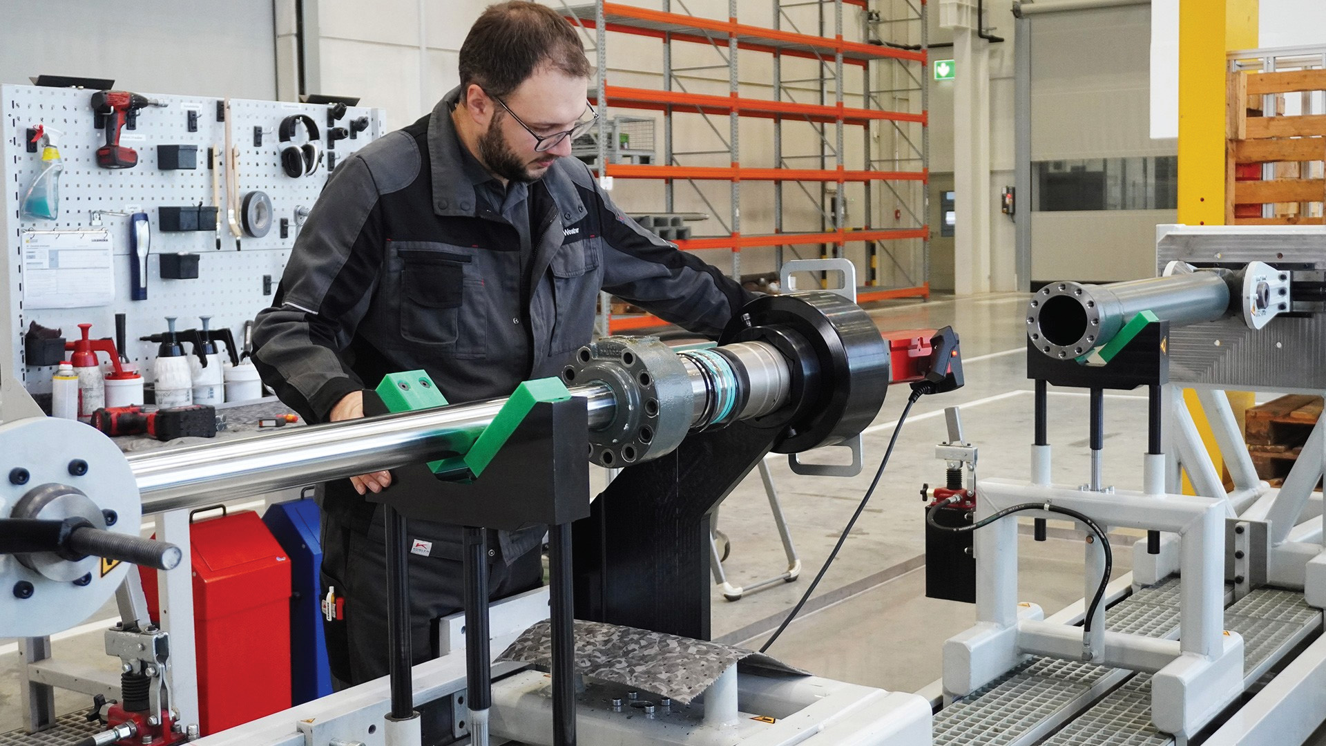 Precision Hydraulic Cylinder Fabrication & Servicing